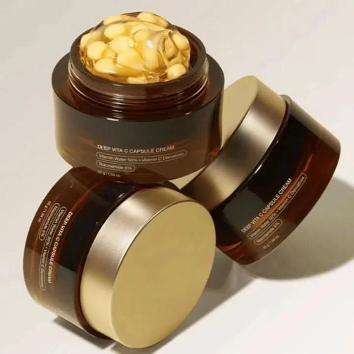 Splendore visibile e pelle idratata grazie alle capsule C 
